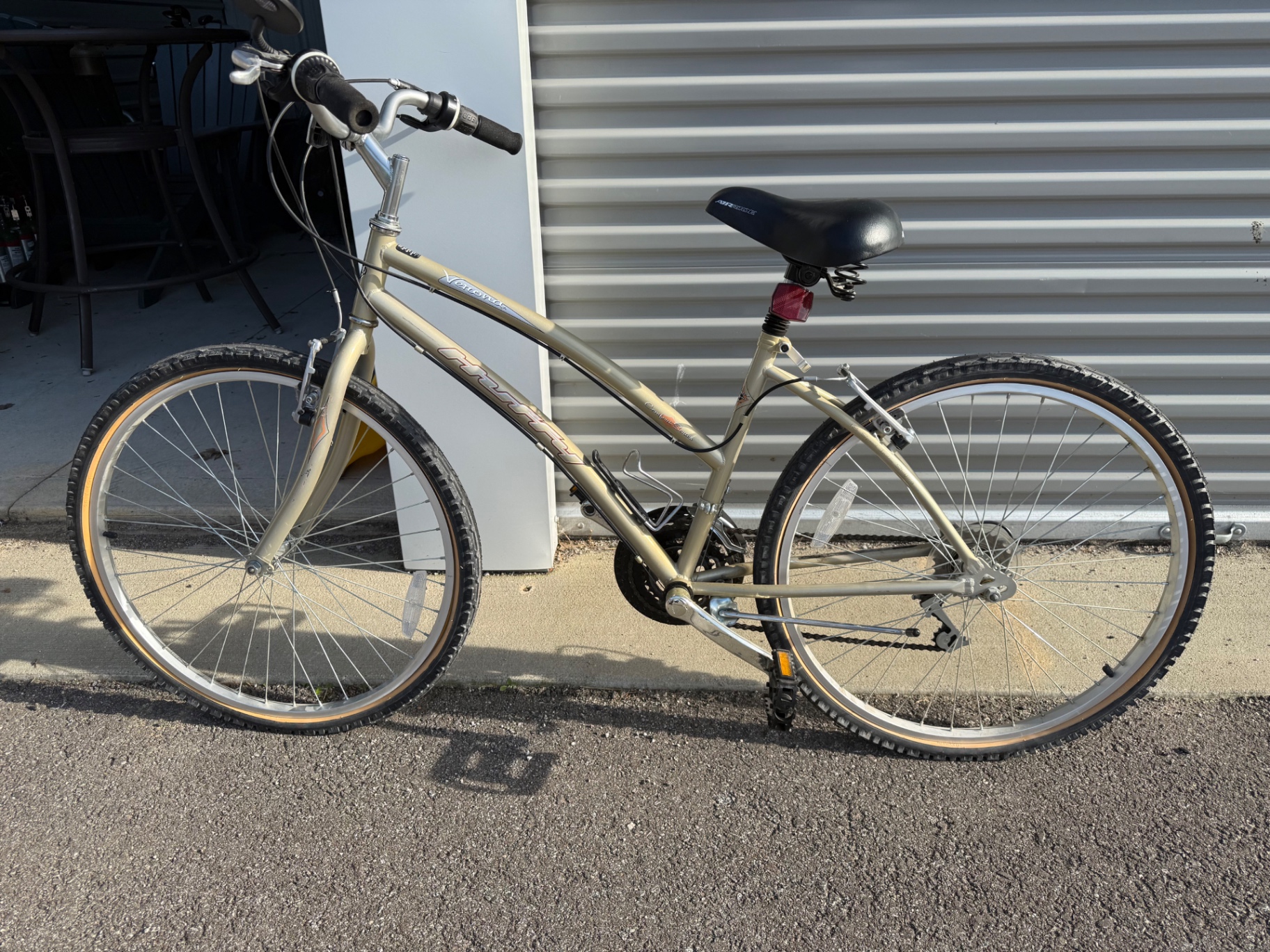 Huffy Verona Women's Comfort Bike — Tan